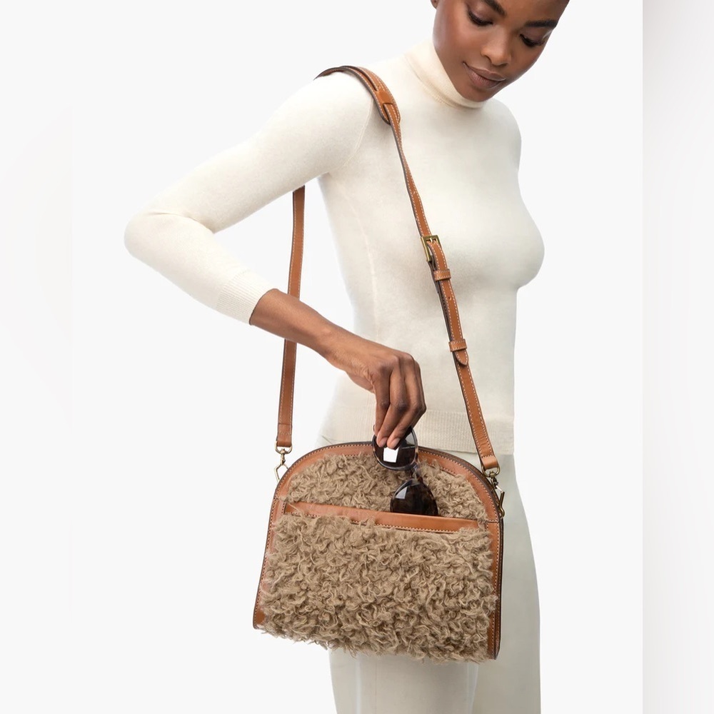 🐑 Eric Javits Baa Dome Faux Fur Crossbody Bag in Camel